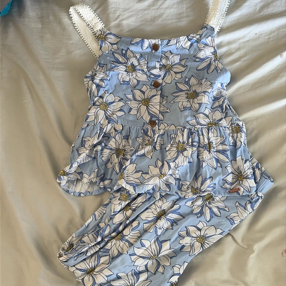 Tahari girl tank top and pants set